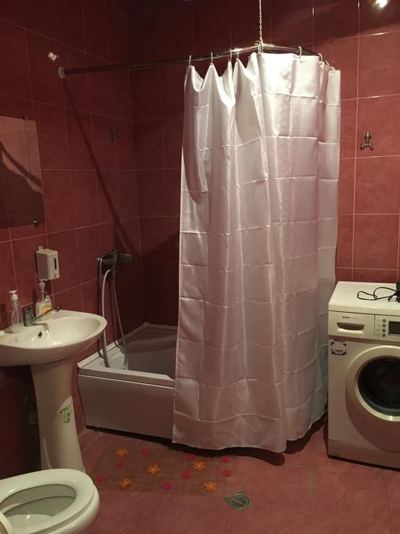 Nana Apartment Tbiliszi Szoba fotó